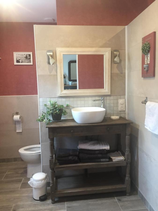 Cote Jardin Des Charmilles Bed & Breakfast Quettehou Dış mekan fotoğraf