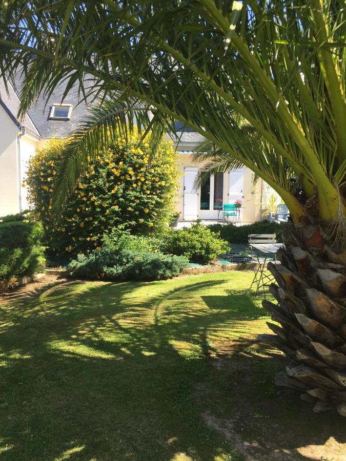 Cote Jardin Des Charmilles Bed & Breakfast Quettehou Dış mekan fotoğraf